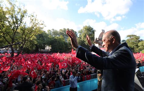 Erdogan's July 15 Coup Attempt: A Nightmarish Dance Between Loyalty and Treachery